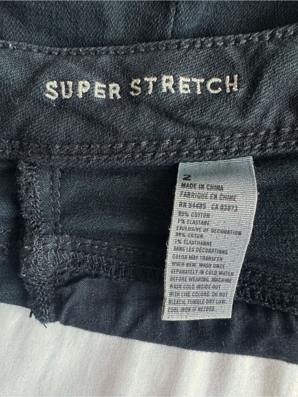 American Eagle Black High-Rise Button-Front Shorts Super Stretch Classic Cotton - Picture 4 of 4